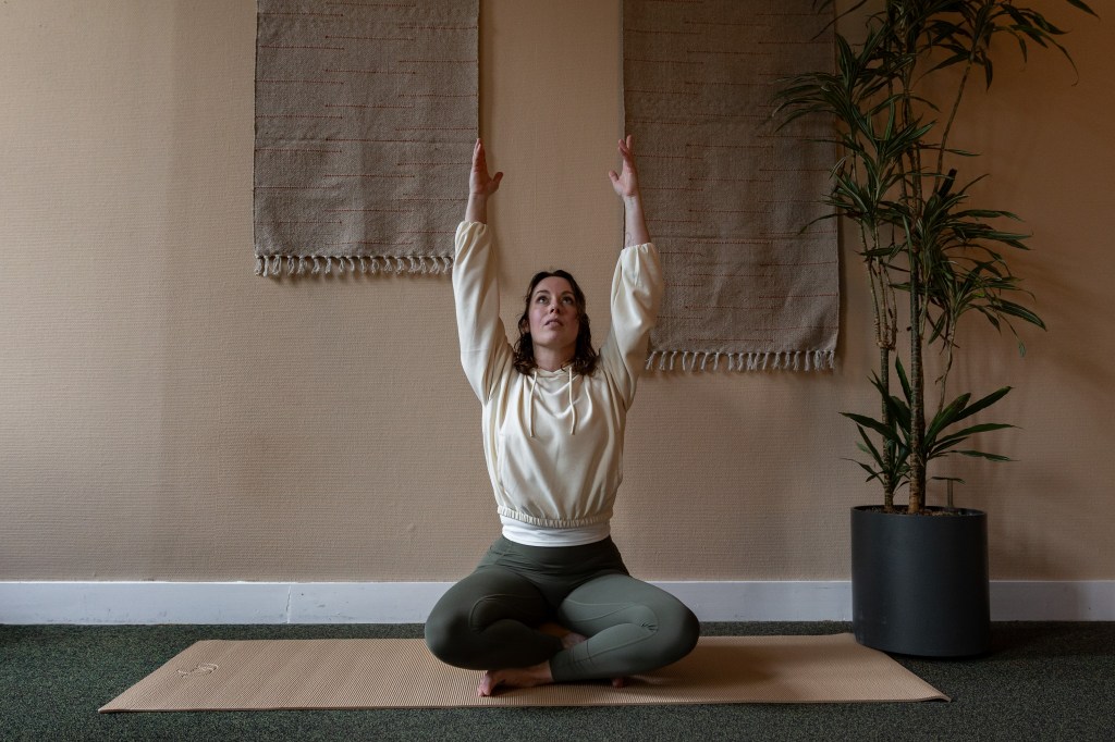 Spiritual bypassing: wanneer spiritualiteit in de weg staat van&nbsp;heling